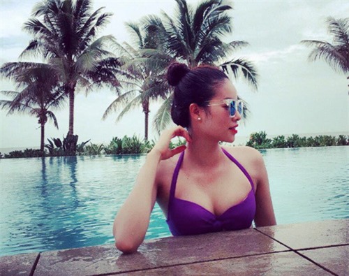 chua toi he, pham huong da mac bikini