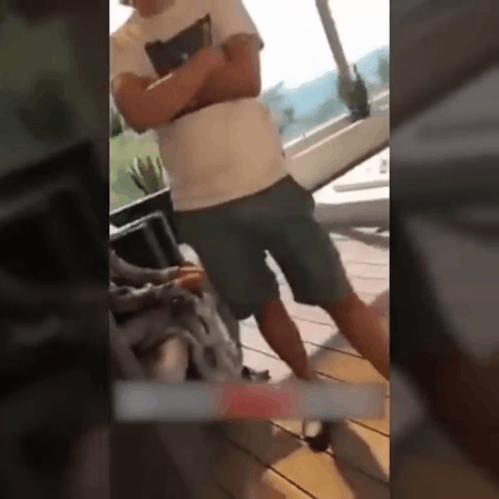 Thợ trang điểm cô dâu đi làm rồi cặp luôn với chồng của khách, bị phát hiện liền tự hạ mình xuống làm... gái dịch vụ được trả tiền - Ảnh 2.