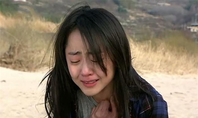 Chồng đi xuất khẩu lao động chưa bao lâu đã có vợ bé và con riêng, tôi có nên tìm một người đàn ông khác? - Ảnh 1.