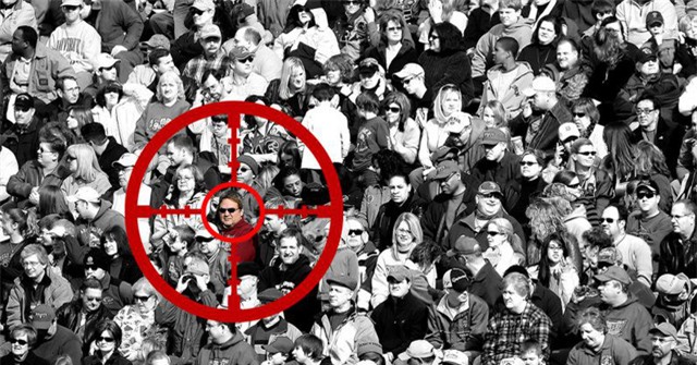 AI phát hiện ra nghi phạm bị truy nã trong đám đông hơn 60.000 người. (Ảnh minh họa)