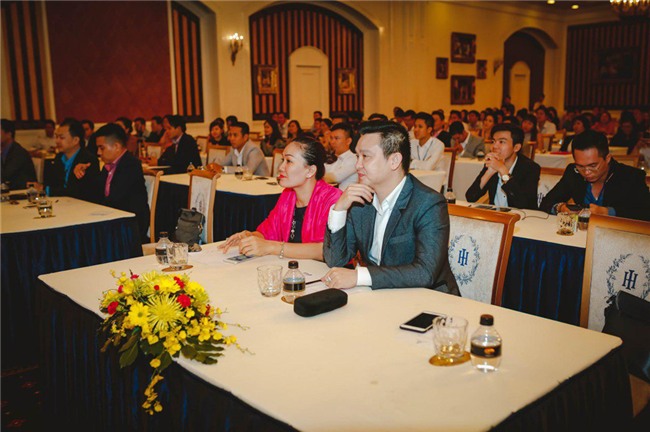 Diệp Khắc Cường là thỏ hay sói trong vụ đa cấp nghìn tỷ iFan?