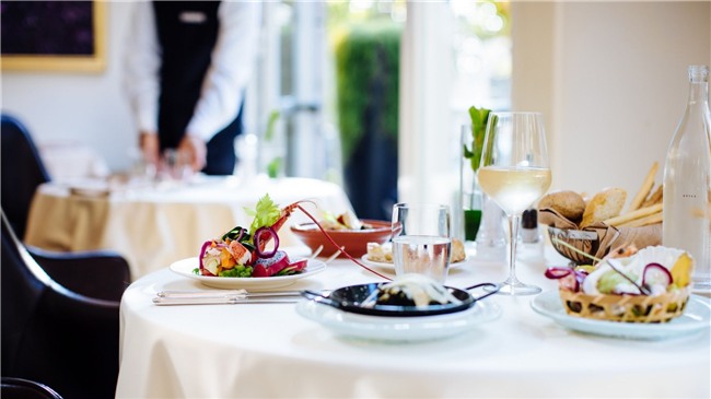 Góc khuất nghề,Nghề PG,Đại gia