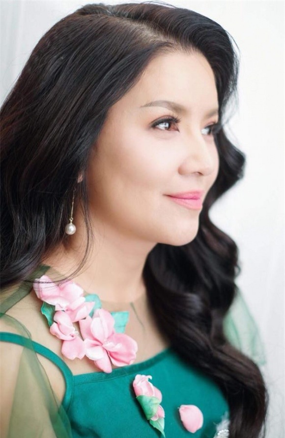 diễn viên Ngọc Trinh, Mùi ngò gai, sao Việt