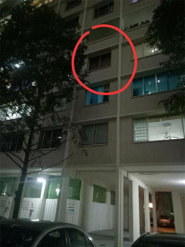 ba di mua do de chau o nha mot minh, be gai roi tu tang 4 xuong dat - 3