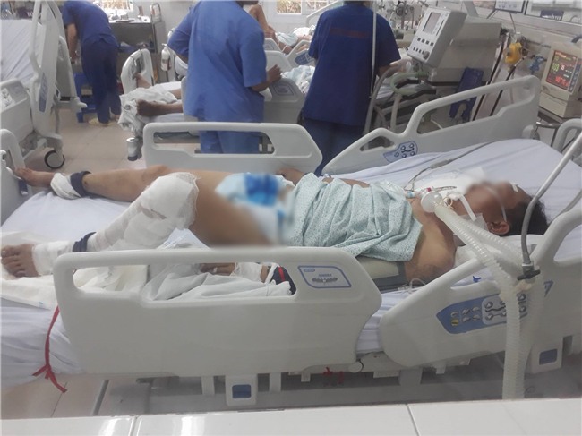Mẹ nạn nhân bị kéo lê ở Hà Nội: Tôi che mặt, không dám xem clip hiện trường vì những gì xảy ra với con quá kinh khủng - Ảnh 2.