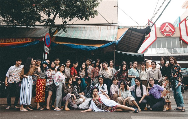 Anh ky yeu 'Bui doi xom cho' tinh nghich cua hoc sinh Dak Lak hinh anh 7