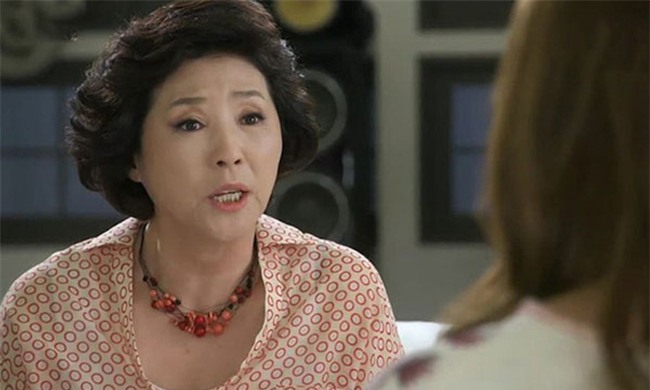 Tái mặt vì bị mẹ chồng bắt ngoại tình tại trận, nhưng cách xử sự của bà lại khiến tôi day dứt mãi không thôi - Ảnh 3.