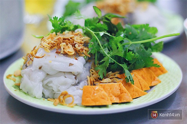 Hàng bánh cuốn lâu năm ở Hà Nội có món nước chấm đặc biệt không hề dùng mắm - Ảnh 10.