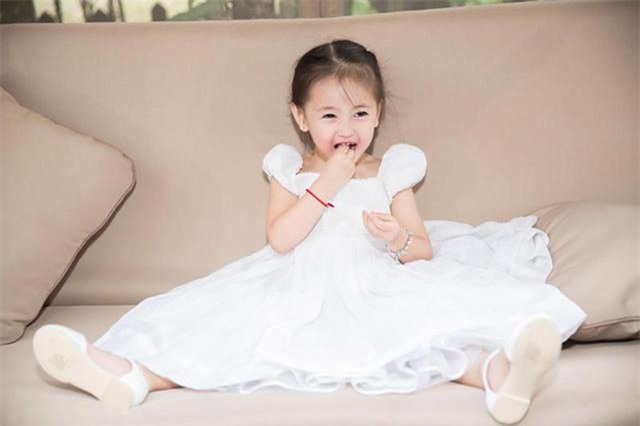 5 "cong chua" nha sao viet du doan kho phan chia ngoi vi neu thi hoa hau trong tuong lai - 2