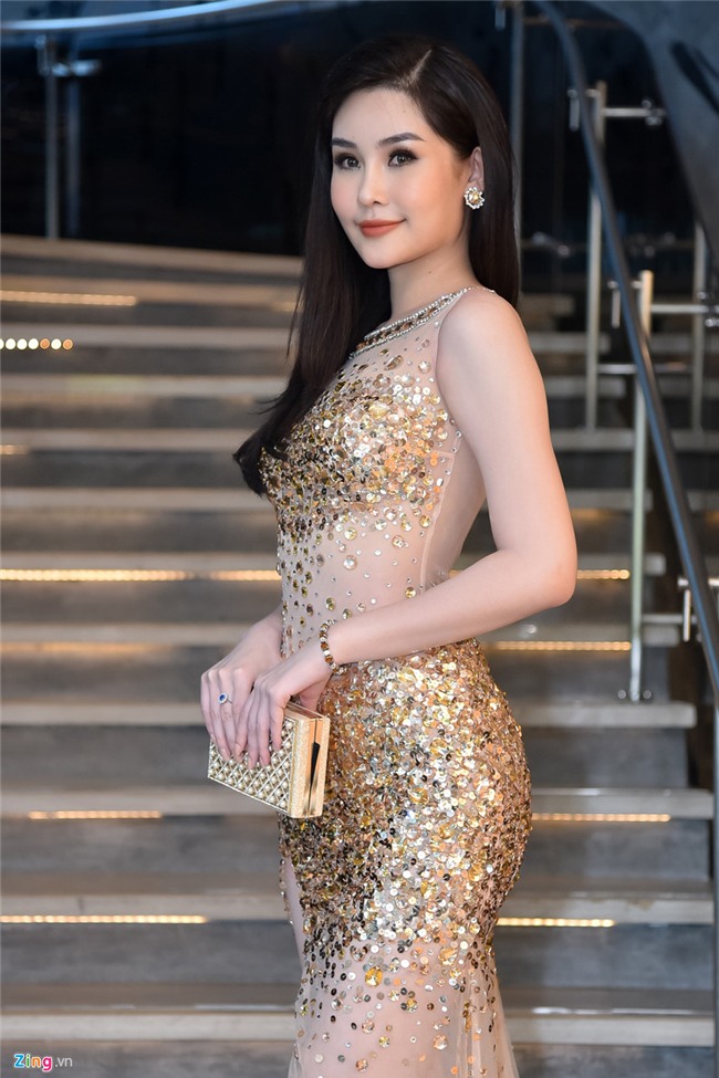 Do My Linh, Huyen My do sac Hoa hau dep nhat the gioi o Sai Gon hinh anh 9