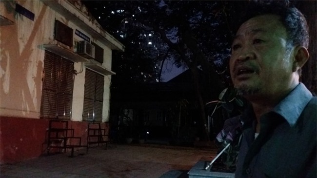 Vụ xe điên ở cổng BV Bạch Mai: Cô gái 30 tuổi bị đâm tử vong khi qua đường mua cơm cho mẹ - Ảnh 1.