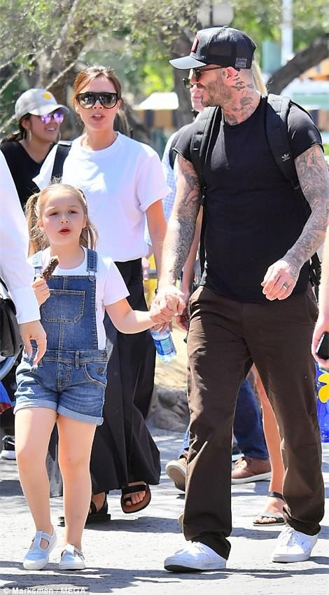 Các con nhà Beckham đều đã cực cao lớn, đặc biệt Harper cho thấy tiềm năng trở thành siêu mẫu - Ảnh 4.