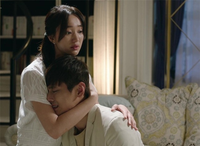 Chồng vô sinh, vợ tuyên bố chỉ cần bên nhau là đủ, vậy mà mấy tháng sau đã rước về ngay một cái bụng bầu - Ảnh 2.