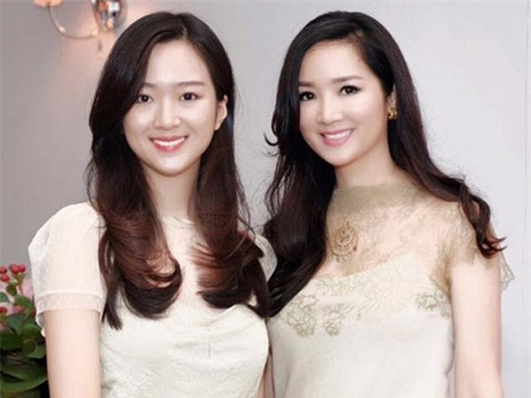 hoa hau giang my: "day con minh phai lam guong" - 1