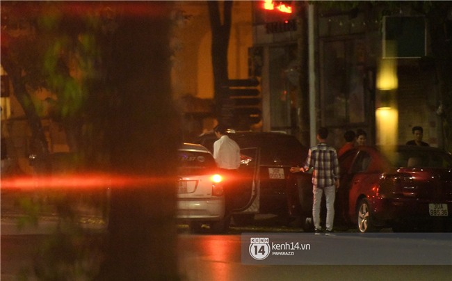 Clip: Nhan Phúc Vinh cởi áo khoác cho Nhã Phương khi ngồi cạnh, cùng nhau đi ăn đến gần 2 giờ sáng - Ảnh 15.