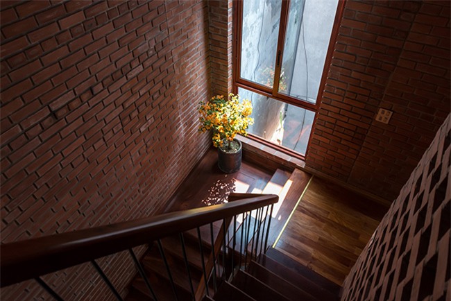 nha viet nhu lo cot nhung lai duoc bao tay het loi khen vi... thong thoang hinh anh 19