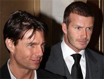 Tom Cruise bị tố quan hệ đồng tính với David Beckham