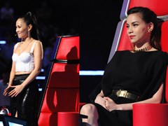 Vì sao Hà Hồ, Mr Đàm chỉ được mặc một bộ quần áo trong 'The Voice'?