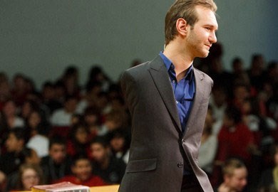 Xôn xao về việc chi 30 tỷ đồng mời Nick Vujicic qua Việt Nam