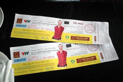 700 nghìn/cặp vé nghe Nick Vujicic quá tầm người khuyết tật
