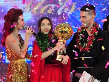 Yến Trang vô địch 'Bước nhảy hoàn vũ 2013'