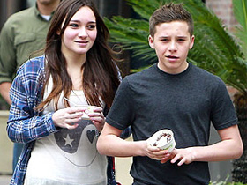 Người yêu sexy nhất của quý tử Beckham: 20 tuổi đã là biểu tượng gợi cảm ở trời Tây-18