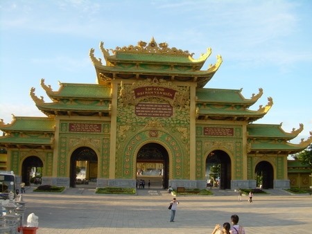Kinh doanh tâm linh: Một vốn bốn lời?-4