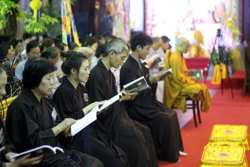 Hàng nghìn người cầu siêu Đại tướng Võ Nguyên Giáp