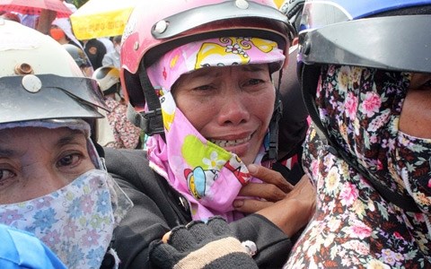 Cố đến thật sớm, để gần Đại tướng hơn một chút...