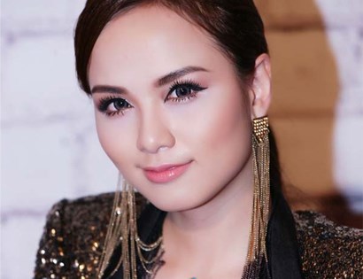 Hoa hậu Diễm Hương: 'Nhịn nhục để thấy trời cao biển rộng'