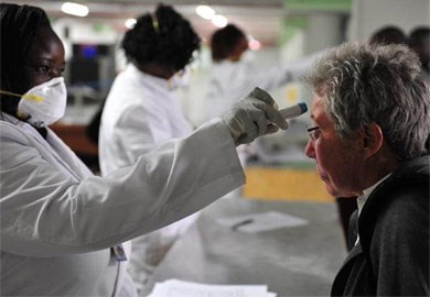 Mỹ: Đừng để Ebola thành dịch AIDS thứ hai