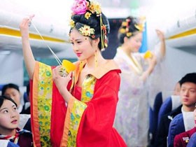Dàn tiếp viên hàng không xinh đẹp hóa