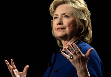Chân dung quyền lực mới hé lộ của Hillary Clinton