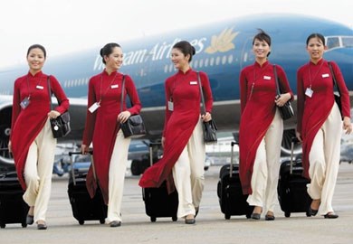 Ngắm nữ tiếp viên hàng không Vietnam Airlines qua các thời kỳ