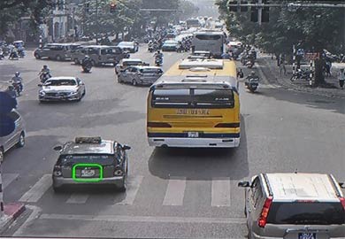 Dùng súng cao su bắn vỡ camera giao thông, người đàn ông nhận kết đắng-1