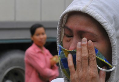 “Bán lỗ, dưa hấu bị thải nhiều, tôi không còn tiền về quê”