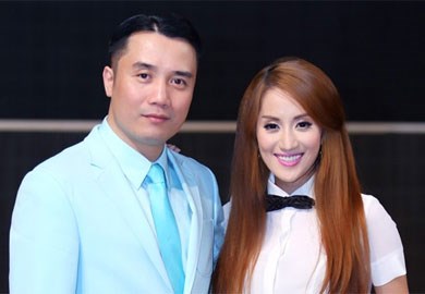 Hồng Việt: 'Ủng hộ Khánh Thi và Phan Hiển'