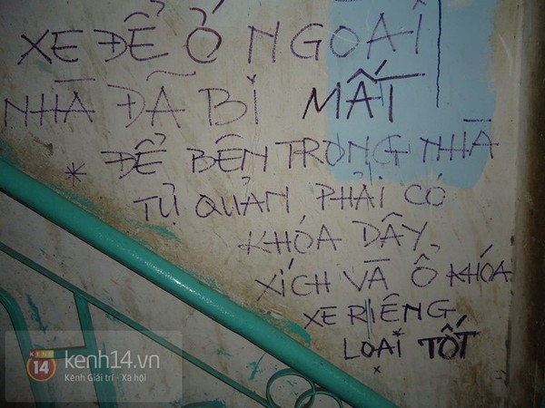 Theo chủ nhân của dòng cảnh báo này, xe để ở ngoài đã bị mất nhưng xe để bên trong nhà phải có khóa dây xích, ổ khóa xe riêng và... loại tốt nữa thì mới an toàn.