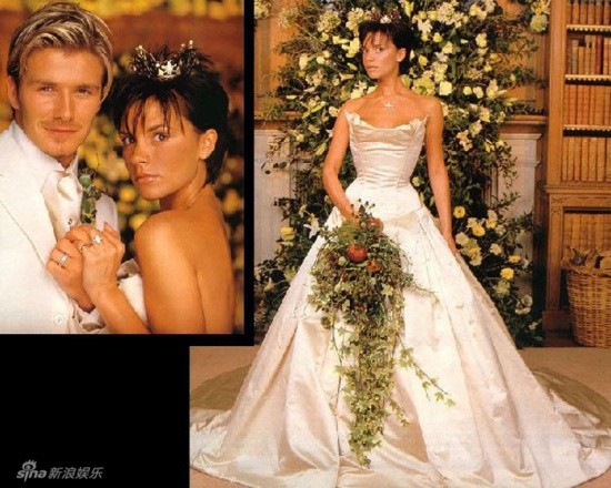 Tháng 7/1999, Victoria rạng rỡ trong ngày cưới.