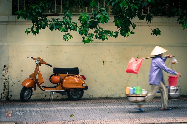 Từ trước những năm 1975, Sài Gòn đã nổi tiếng với việc trên mọi nẻo đường đều ngập tràn hình ảnh của những chiếc xe máy bon bon chạy khắp nơi. Nhưng qua thời gian, những dòng xe nổi tiếng một thời như Mobylette, Honda Cub, Lambretta,... 