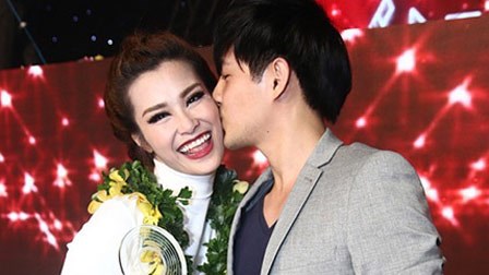 Đông Nhi: 'Tiền thưởng The Remix không đủ để đám cưới'
