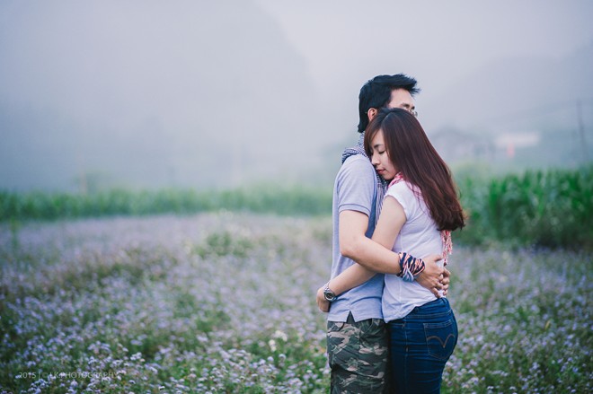 Trọng Bằng làm việc tại ngân hàng, còn Thu Trang là nhân viên của một công ty truyền thông.