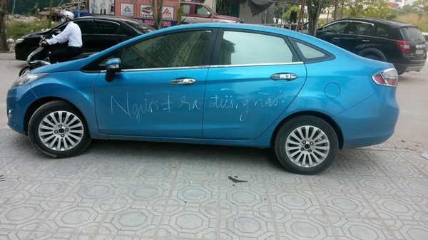 "Người khác ra đường nào?" - Nhắc nhở nhẹ nhàng nhưng thâm thúy.