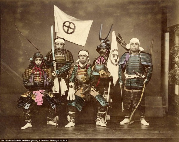 Hoặc những "diễn viên" đống vai samurai.