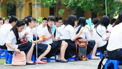 Tuyển sinh lớp 10: Ngộp thở vì sinh… năm đẹp