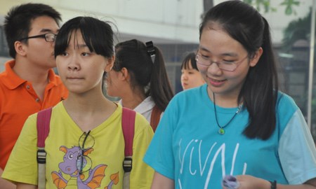 Đề thi vào lớp 10 bàn lẽ sống