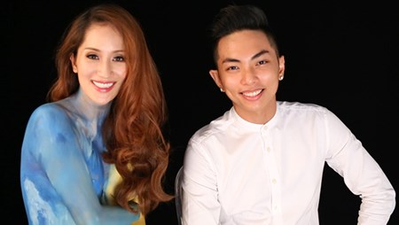 Khác với những mỹ nhân Việt khác, nữ hoàng dancesport đã ngồi suốt ba giờ đồng hồ để họa sĩ Nguyễn Thị Mỹ Hạnh trực tiếp vẽ lên cơ thể cô.