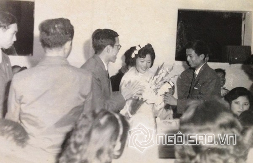 Đám cưới của cố nghệ sĩ Văn Hiệp và bà Kim Dung diễn ra năm 1972 khi ông bắt đầu bước chân vào nghiệp diễn.