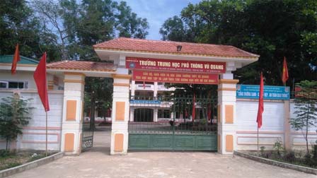 Giả mạo con dấu trường ĐH, lừa đảo hơn trăm triệu đồng-3