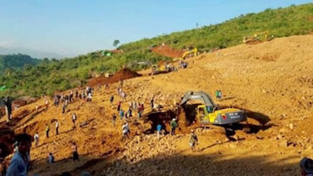 14 người tử nạn khi đang dự tang lễ-2